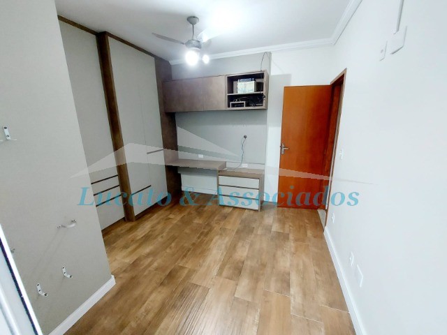 Casa à venda com 2 quartos, 90m² - Foto 10