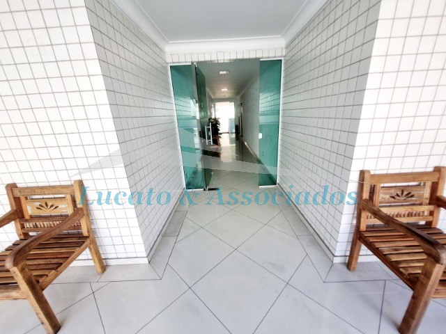 Apartamento à venda com 2 quartos, 60m² - Foto 2