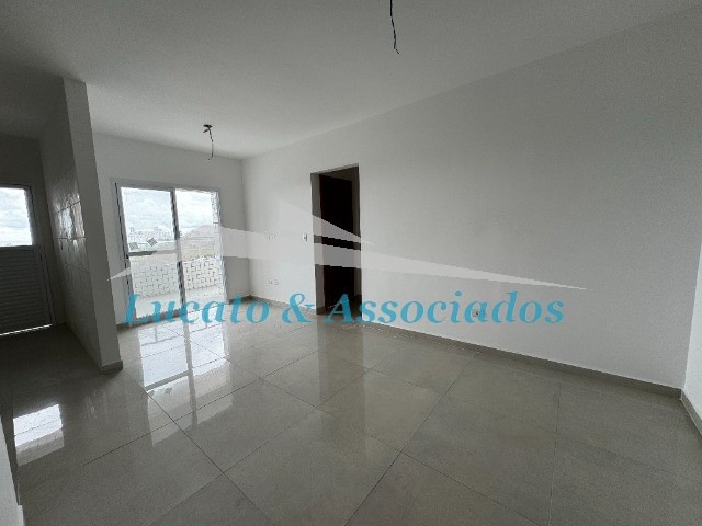 Apartamento à venda com 2 quartos, 64m² - Foto 4