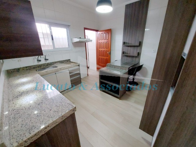 Casa à venda com 2 quartos, 90m² - Foto 5