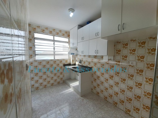 Apartamento à venda com 2 quartos, 64m² - Foto 1