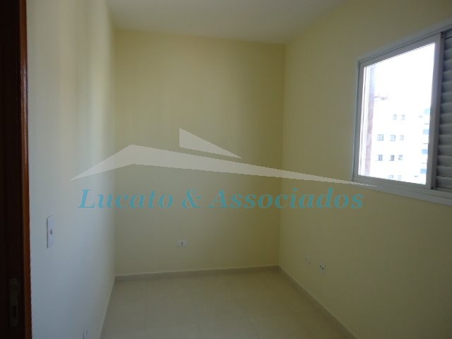 Apartamento à venda com 2 quartos, 75m² - Foto 13