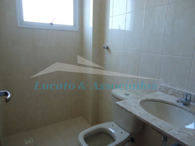 Apartamento à venda com 2 quartos, 75m² - Foto 17