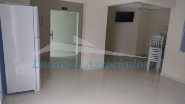 Apartamento à venda com 2 quartos, 65m² - Foto 3