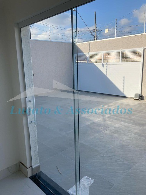 Casa à venda com 4 quartos, 164m² - Foto 10