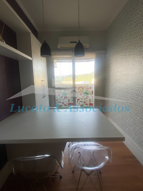 Apartamento à venda com 2 quartos, 65m² - Foto 7