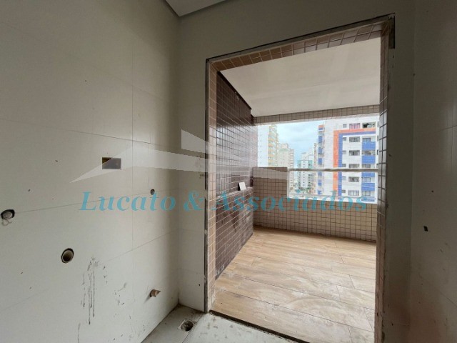 Apartamento à venda com 2 quartos, 76m² - Foto 17