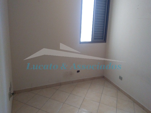 Apartamento para alugar com 2 quartos, 80m² - Foto 13