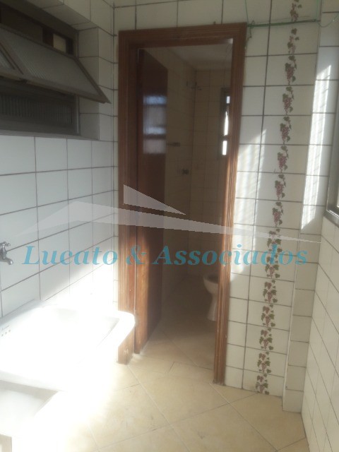 Apartamento para alugar com 2 quartos, 80m² - Foto 23