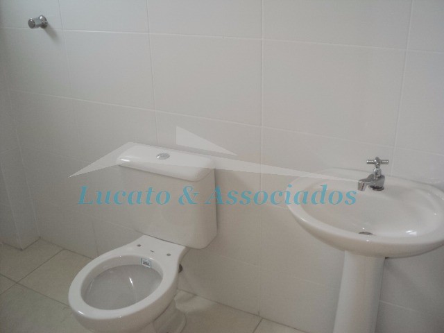 Apartamento para alugar com 3 quartos, 125m² - Foto 27