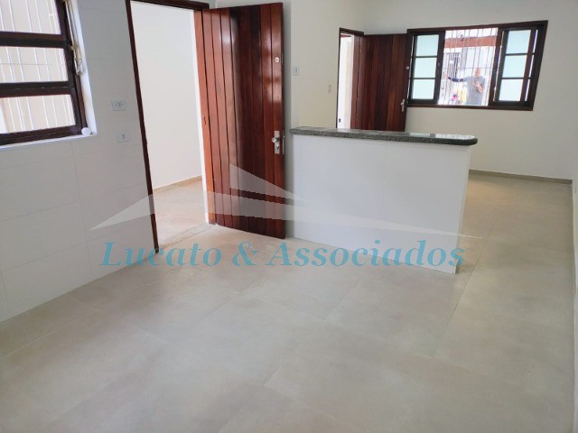 Casa à venda com 2 quartos, 80m² - Foto 10