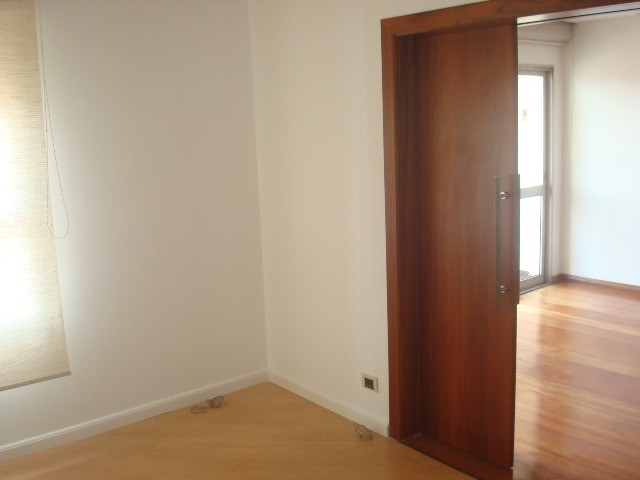 Apartamento, 2 quartos, 132 m² - Foto 4