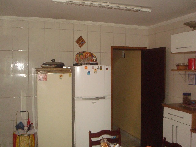 Sobrado à venda com 3 quartos, 142m² - Foto 11