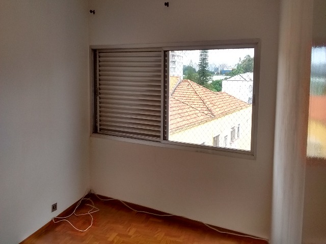 Apartamento para alugar com 3 quartos, 100m² - Foto 4