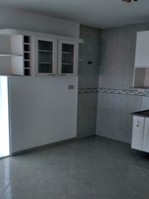 Apartamento para alugar com 3 quartos, 100m² - Foto 12