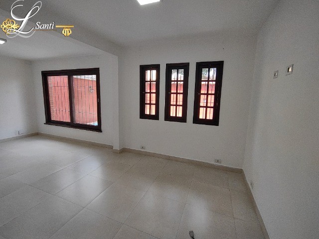 Sobrado à venda com 3 quartos, 178m² - Foto 2