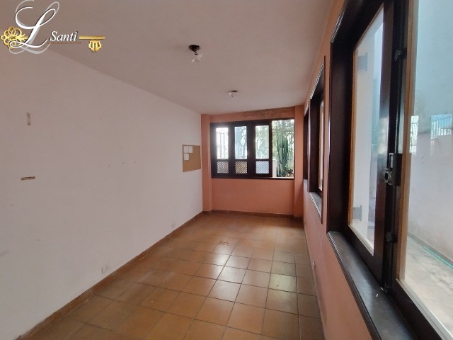 Sobrado à venda com 2 quartos, 193m² - Foto 2