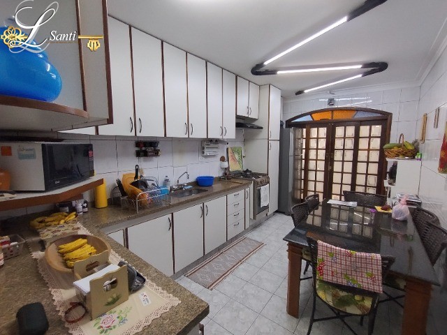 Sobrado à venda com 3 quartos, 279m² - Foto 5