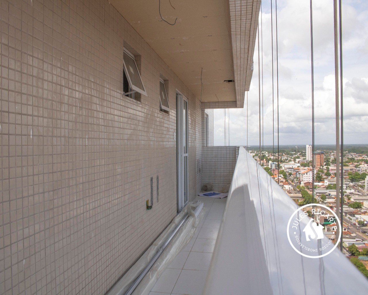 Apartamento à venda com 3 quartos, 172m² - Foto 11