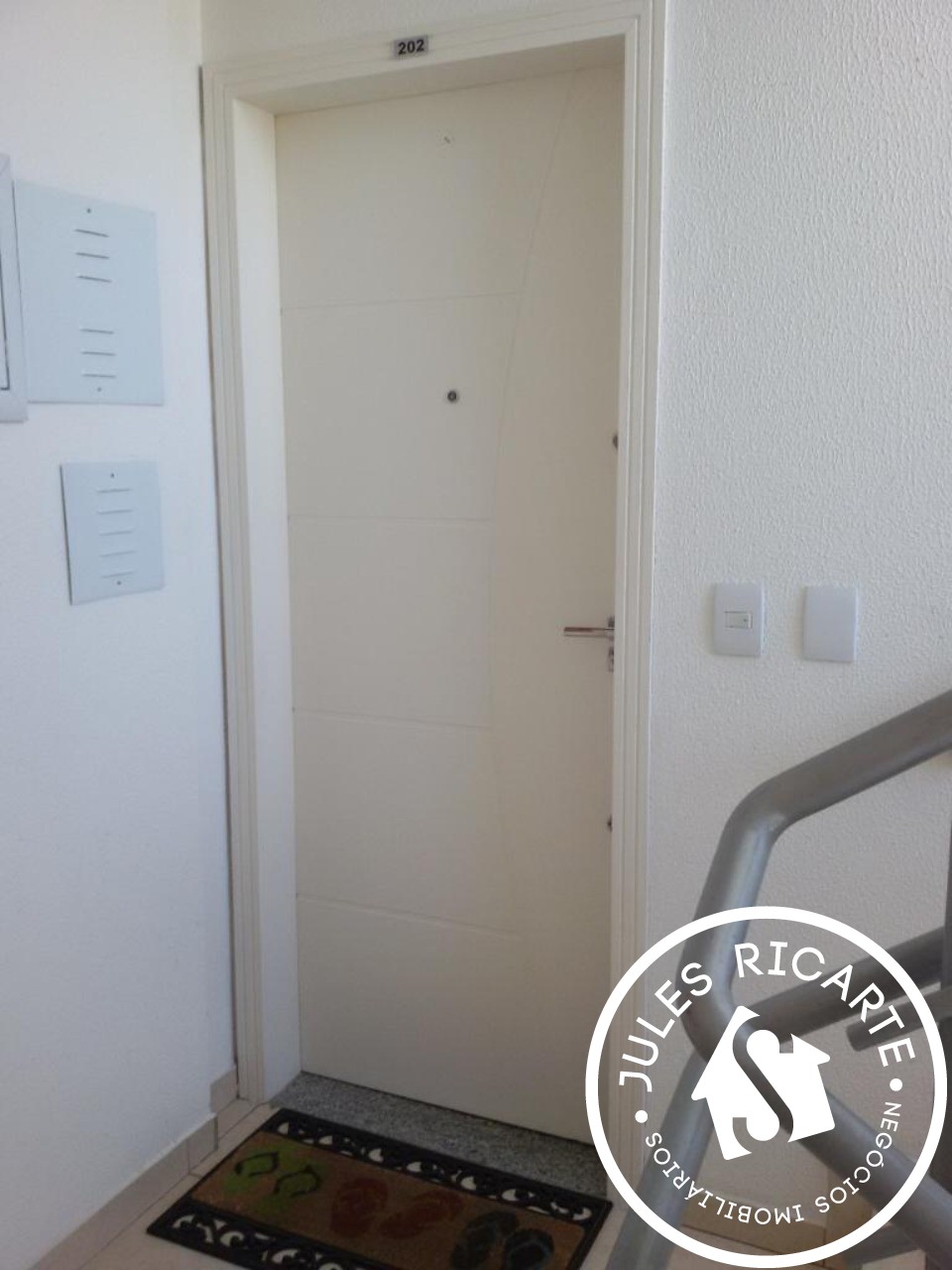 Apartamento à venda com 2 quartos, 65m² - Foto 4