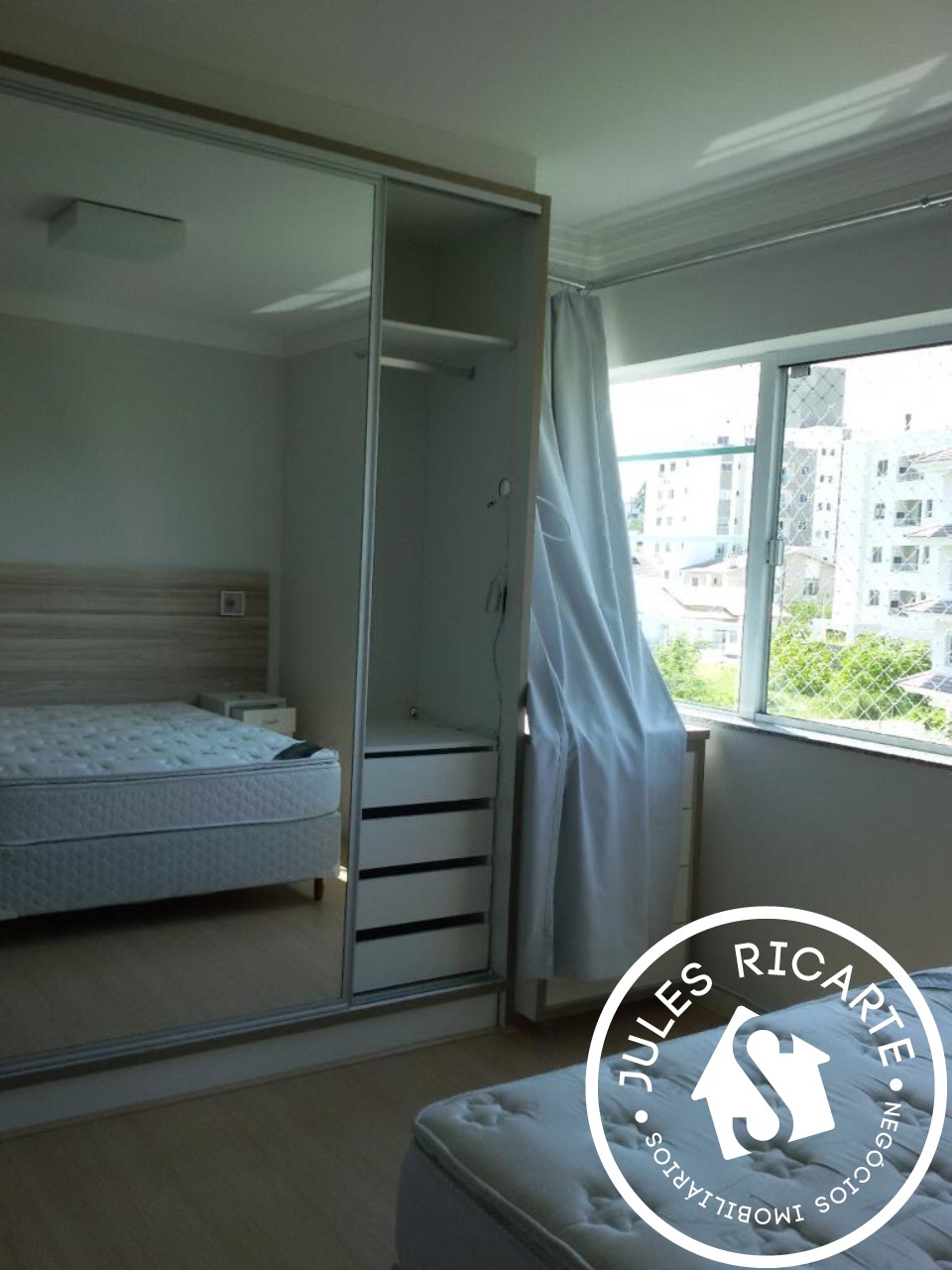 Apartamento à venda com 2 quartos, 65m² - Foto 13