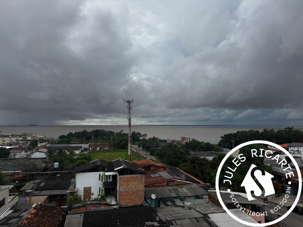Apartamento à venda com 2 quartos, 145m² - Foto 2