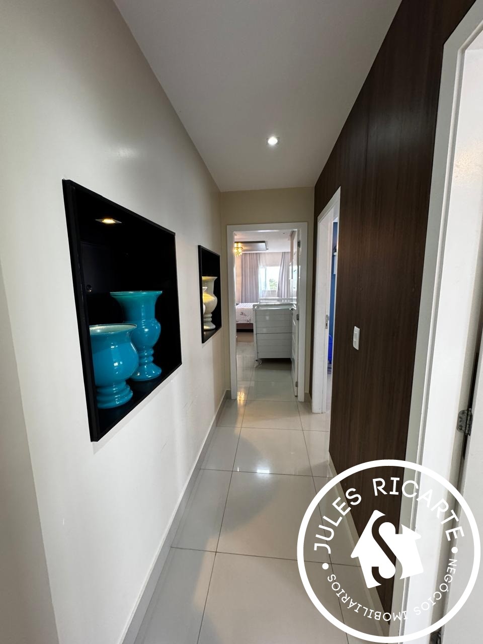 Apartamento à venda com 2 quartos, 145m² - Foto 18