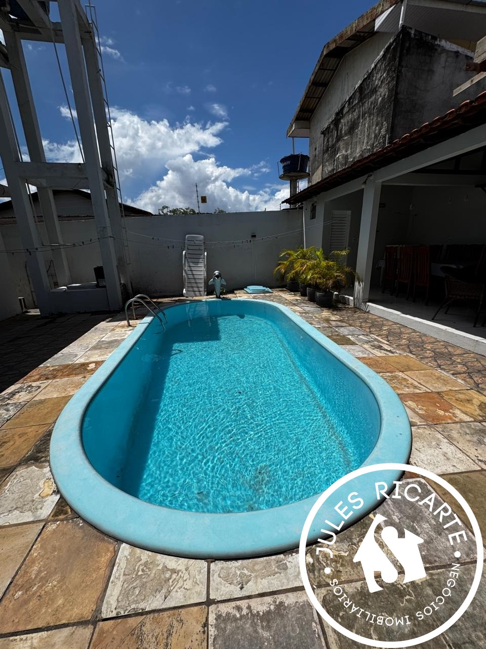 Casa à venda com 1 quarto, 300m² - Foto 17
