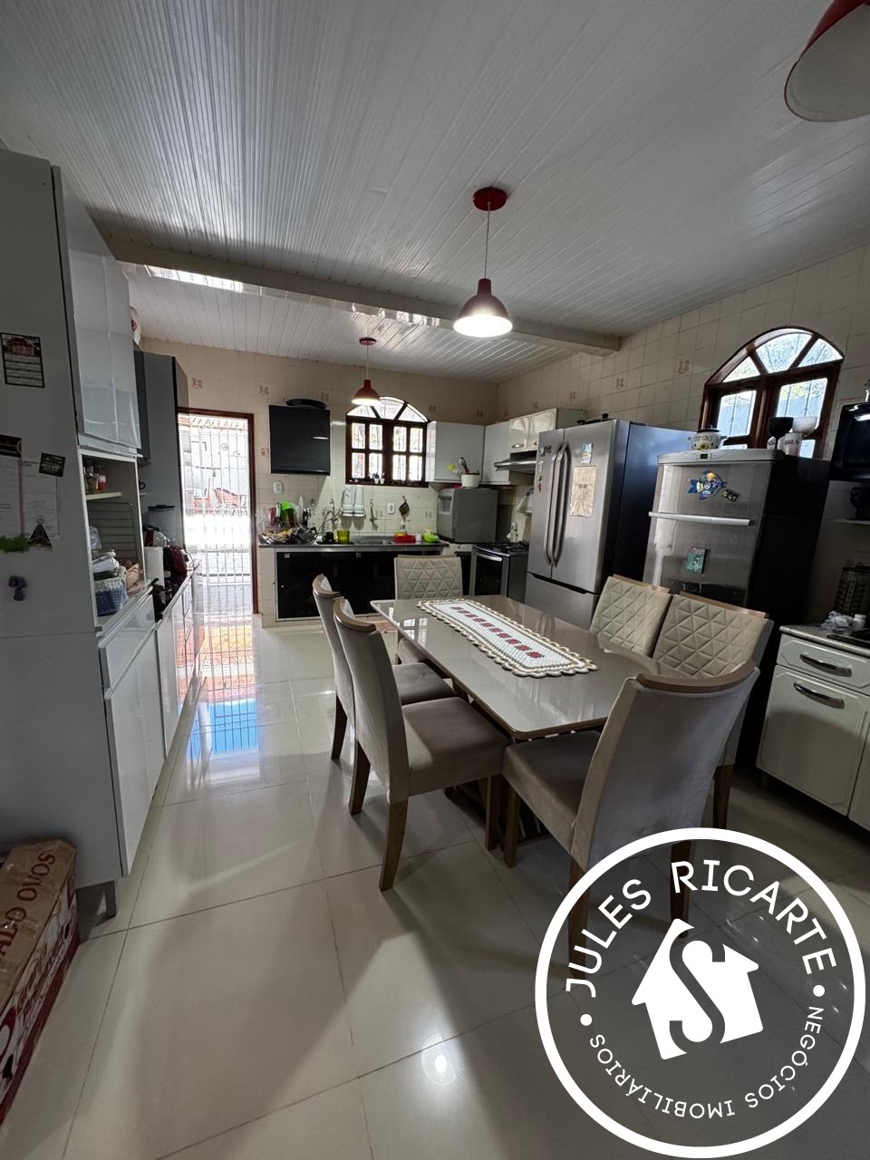 Casa à venda com 1 quarto, 300m² - Foto 22