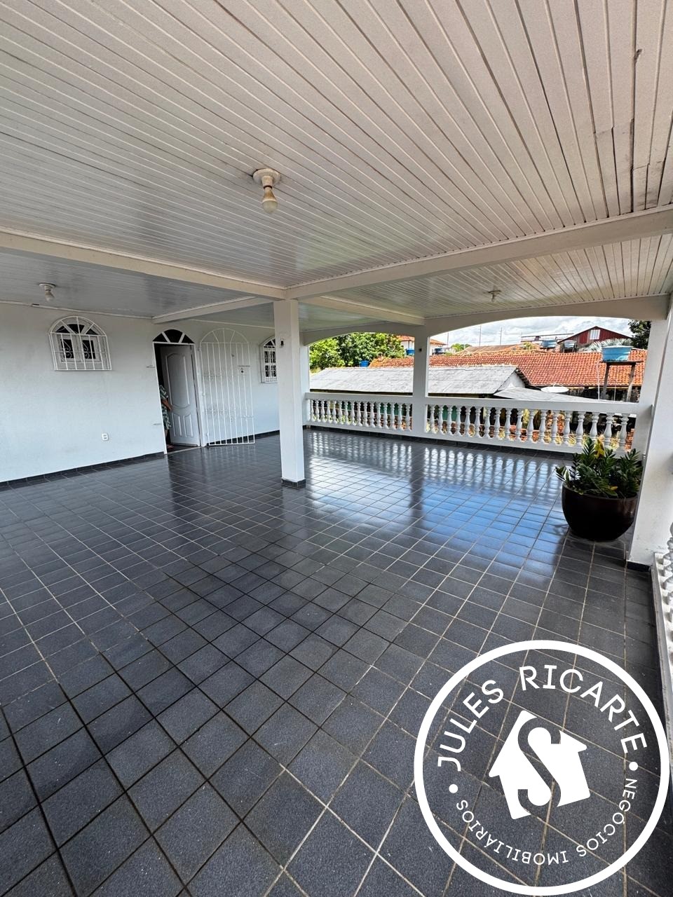 Casa à venda com 1 quarto, 300m² - Foto 5