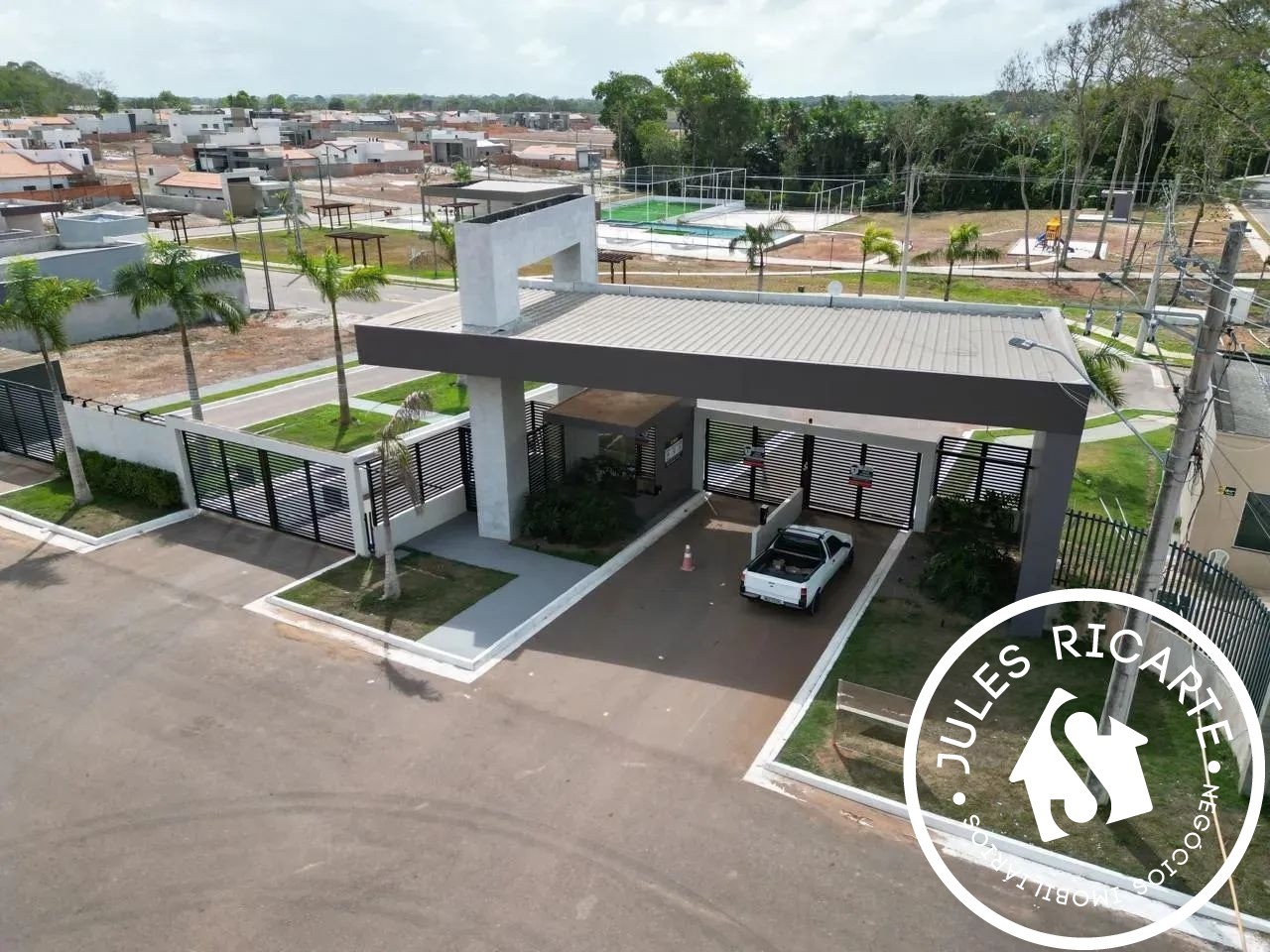 Terreno à venda, 230m² - Foto 1