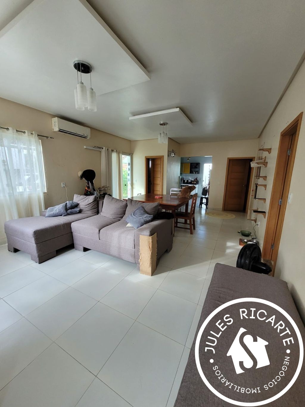 Casa à venda com 2 quartos, 298m² - Foto 4