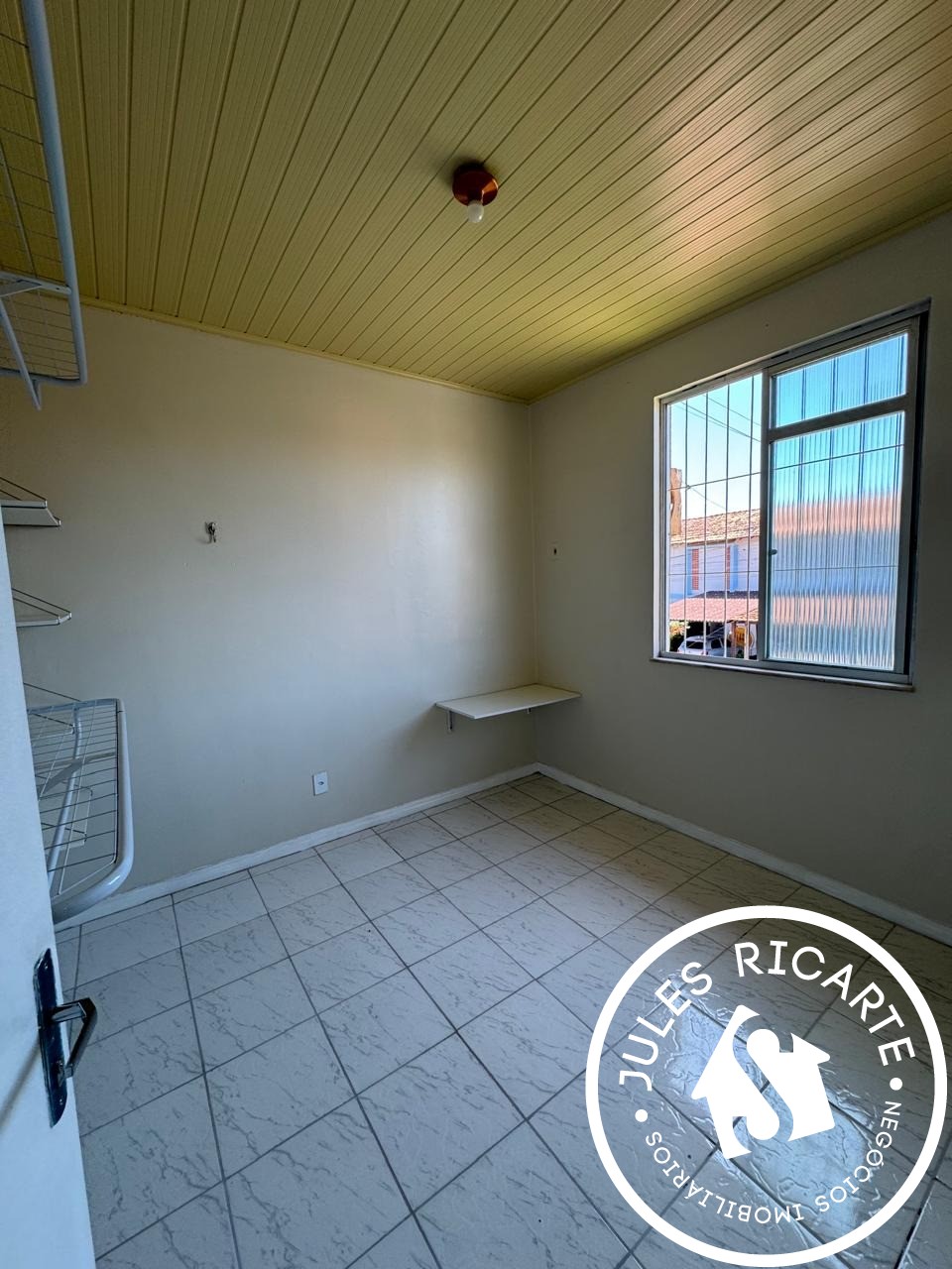 Apartamento à venda com 2 quartos, 40m² - Foto 12