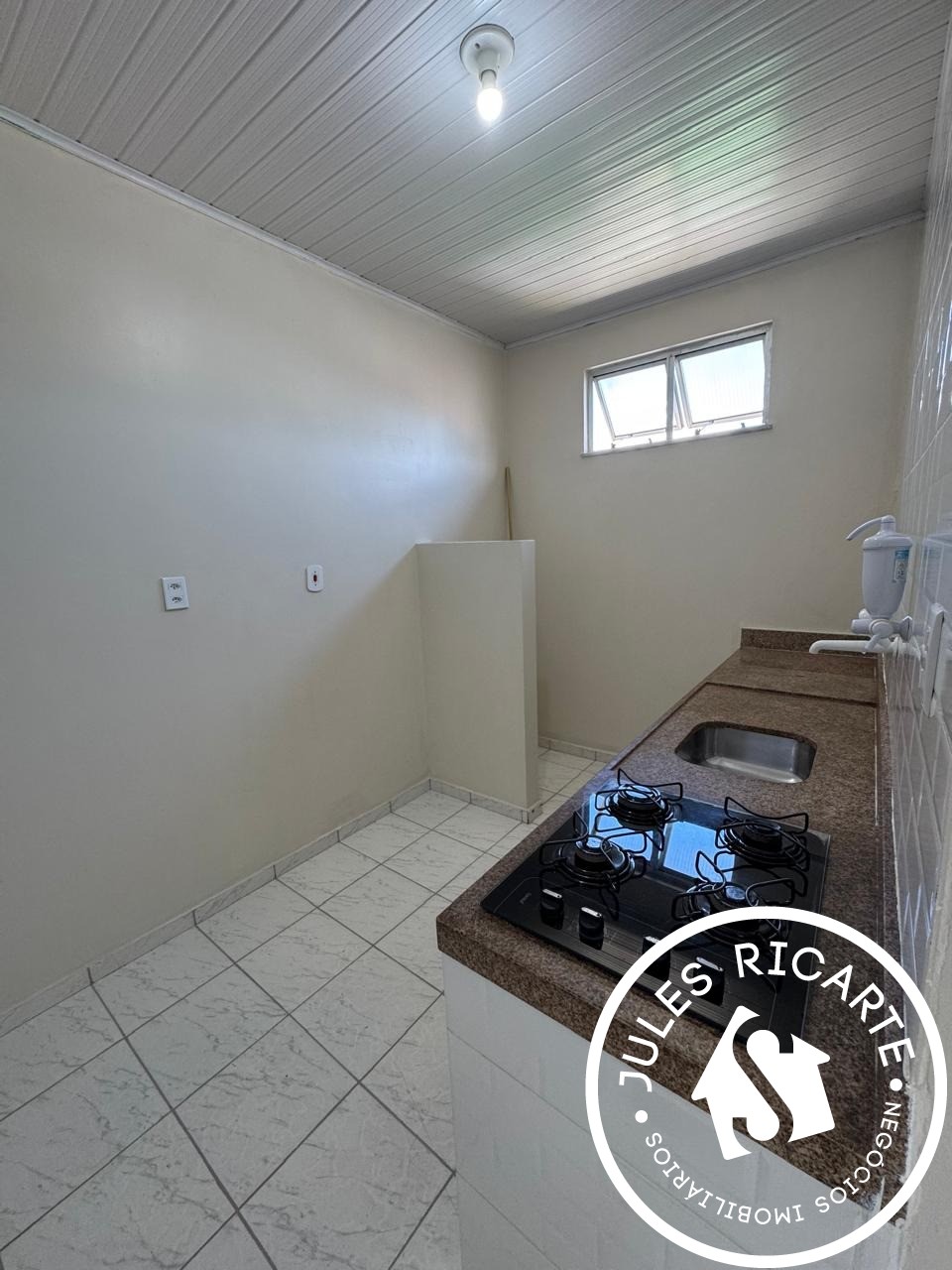 Apartamento à venda com 2 quartos, 40m² - Foto 3
