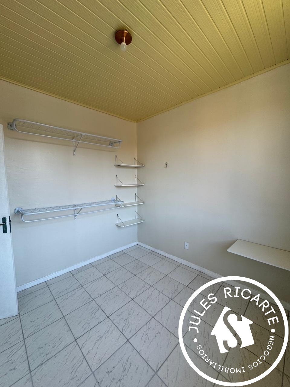 Apartamento à venda com 2 quartos, 40m² - Foto 4