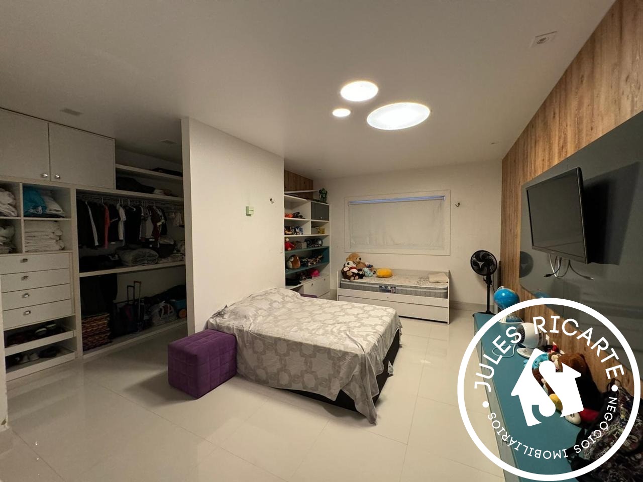 Casa à venda com 3 quartos, 607m² - Foto 6