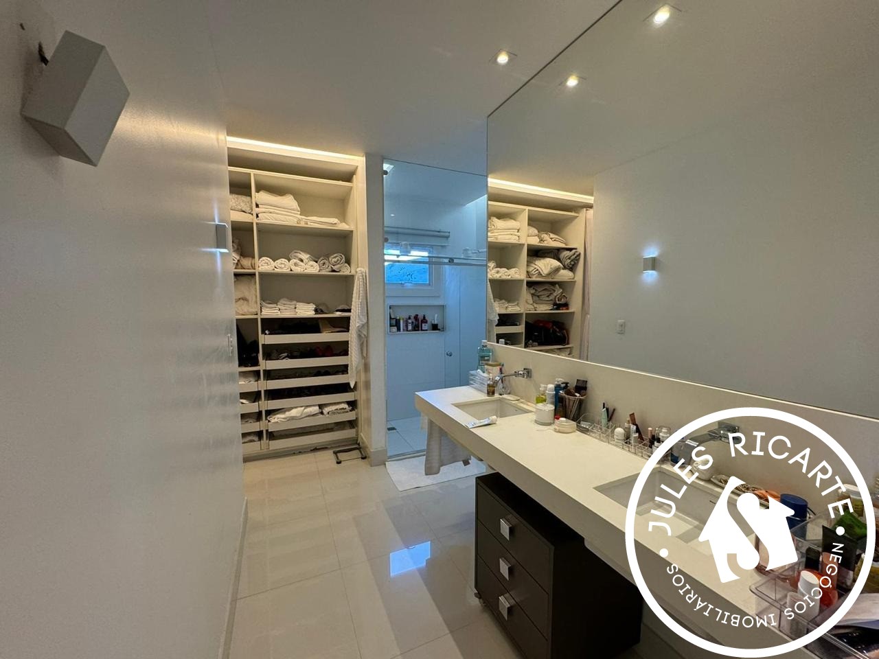 Casa à venda com 3 quartos, 607m² - Foto 9
