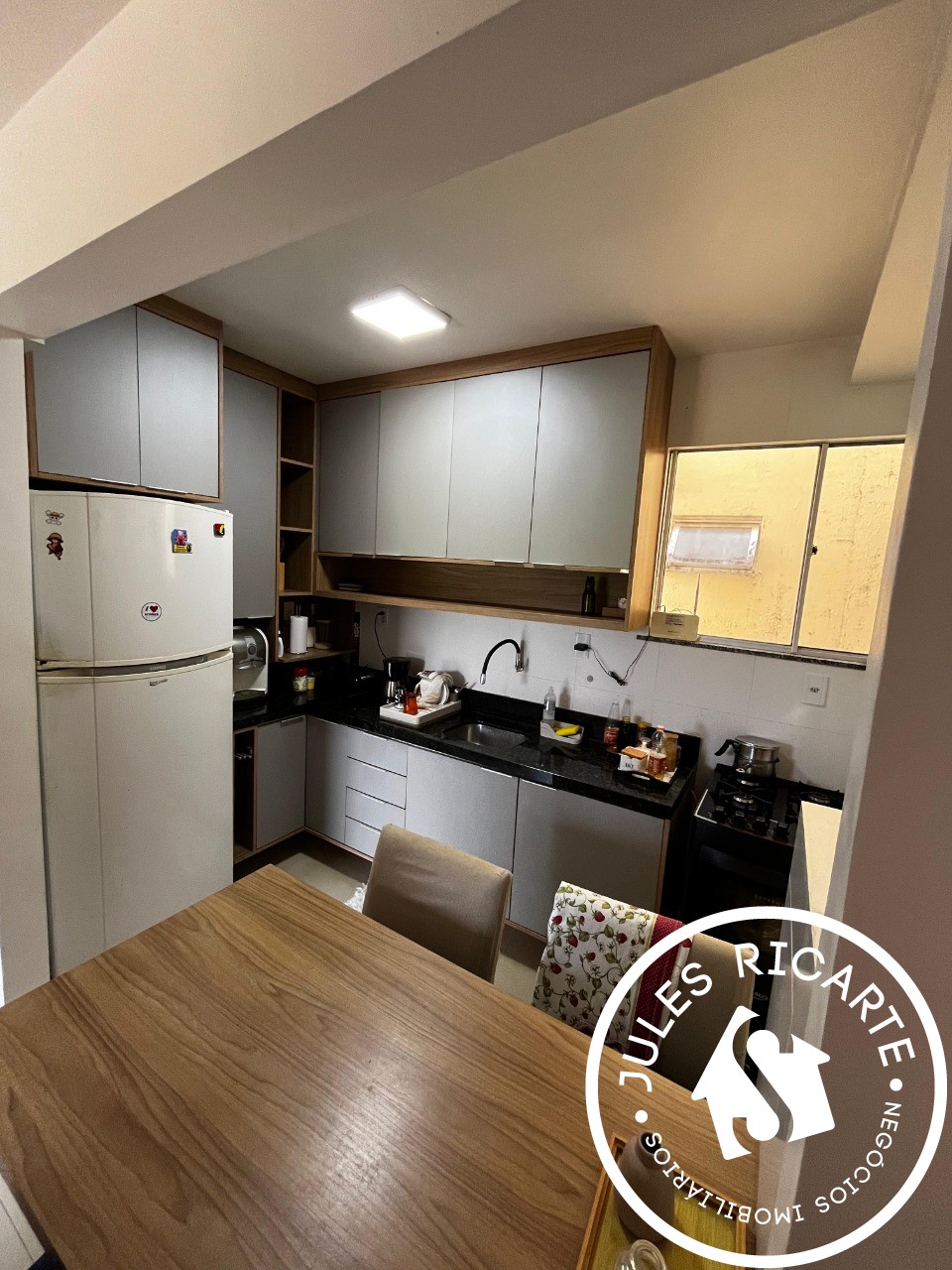 Apartamento à venda com 3 quartos, 63m² - Foto 2