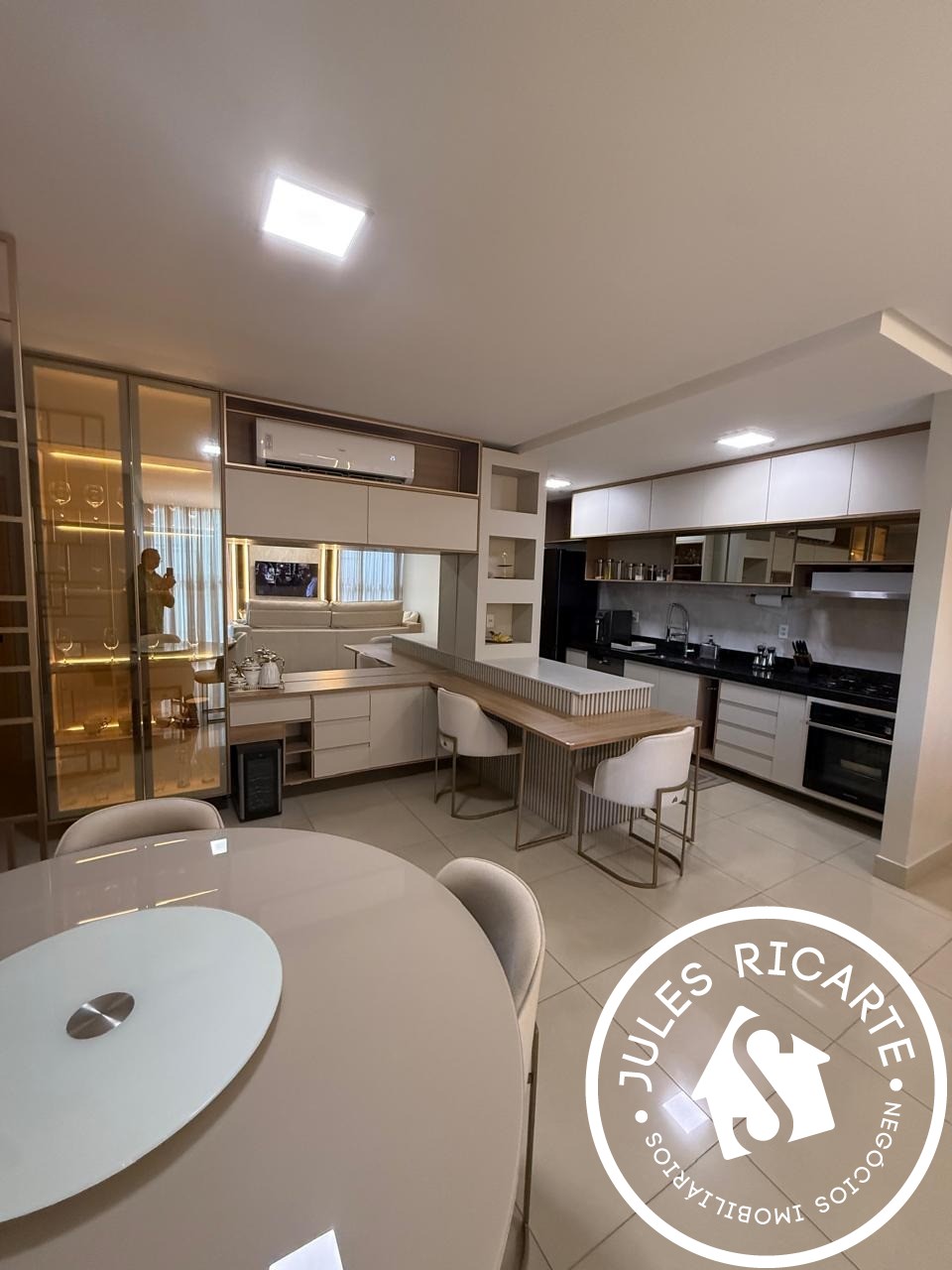 Apartamento, 3 quartos, 143 m² - Foto 3