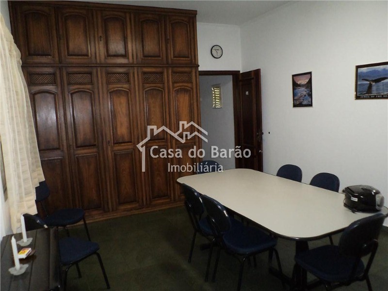 Casa à venda com 3 quartos, 958m² - Foto 24