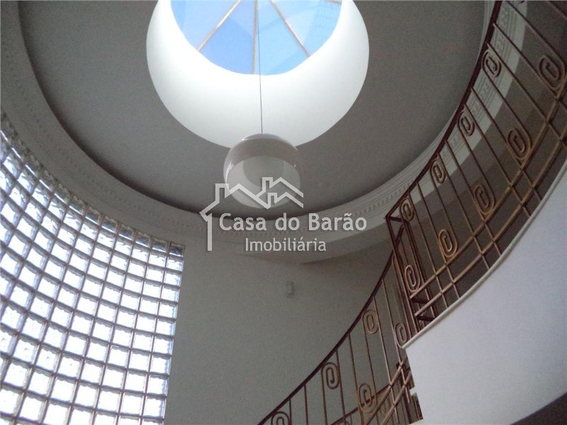 Casa de Condomínio à venda com 3 quartos, 400m² - Foto 3