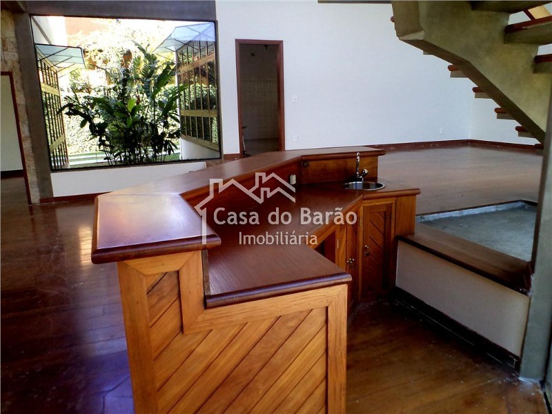 Casa de Condomínio à venda com 6 quartos, 600m² - Foto 9