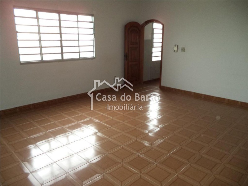 Prédio Inteiro à venda com 4 quartos, 460m² - Foto 2