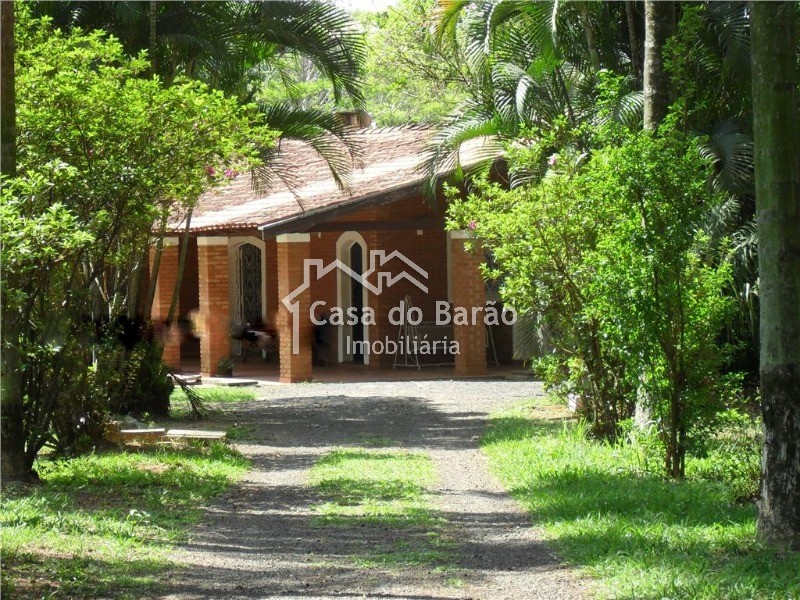 Casa à venda com 12 quartos, 500m² - Foto 4