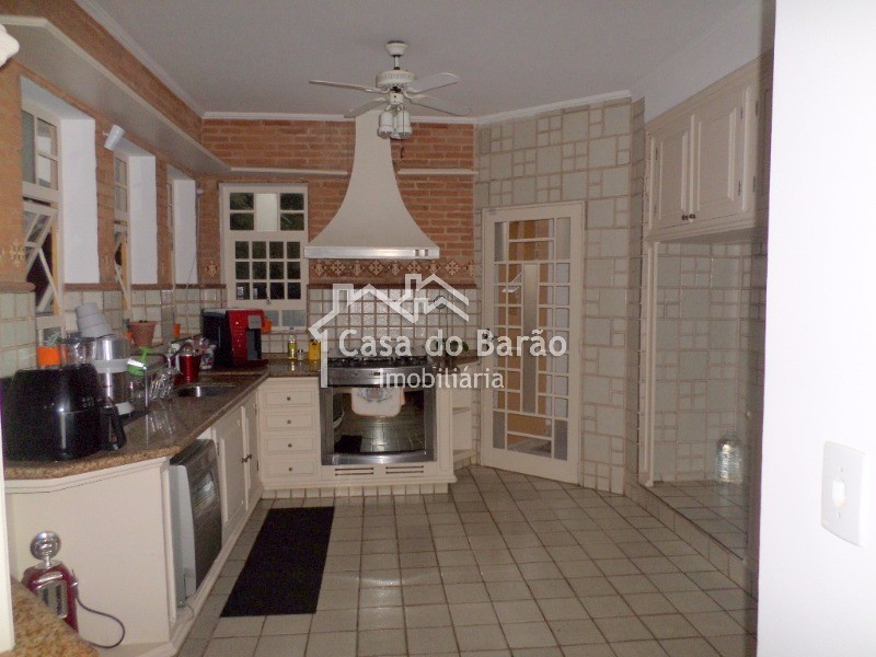 Casa à venda com 5 quartos, 700m² - Foto 13