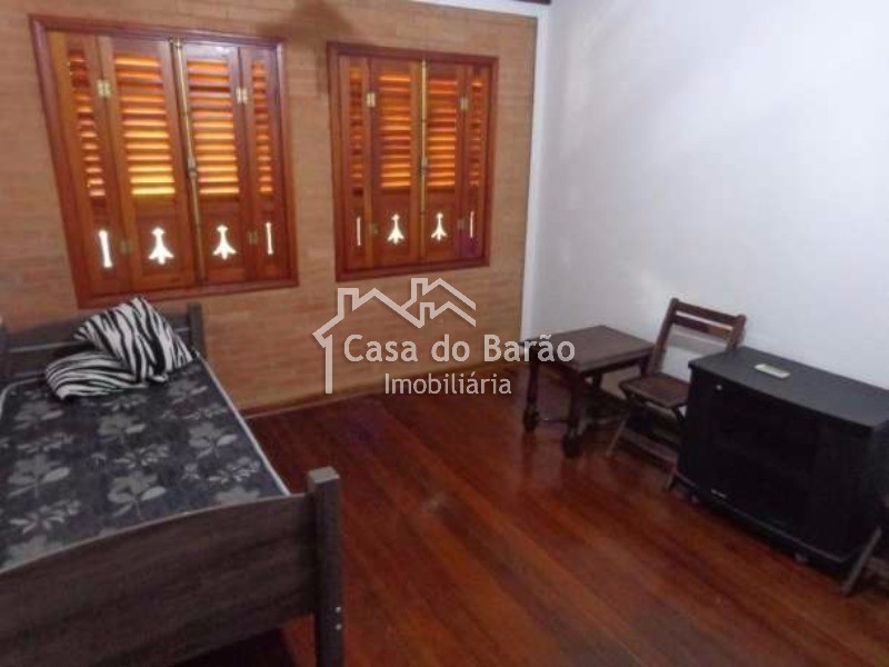 Casa à venda com 5 quartos, 700m² - Foto 24