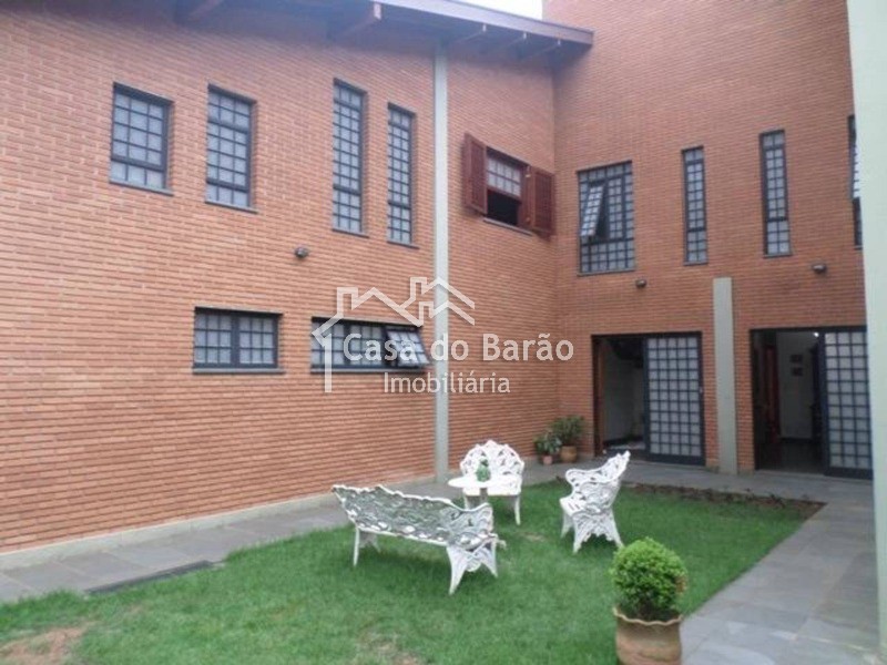 Casa à venda com 4 quartos, 313m² - Foto 3