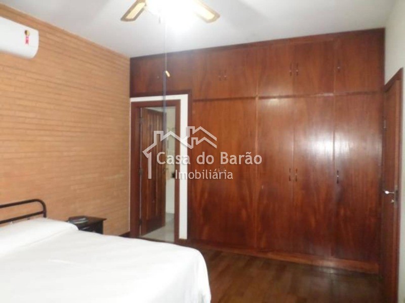 Casa à venda com 4 quartos, 313m² - Foto 19