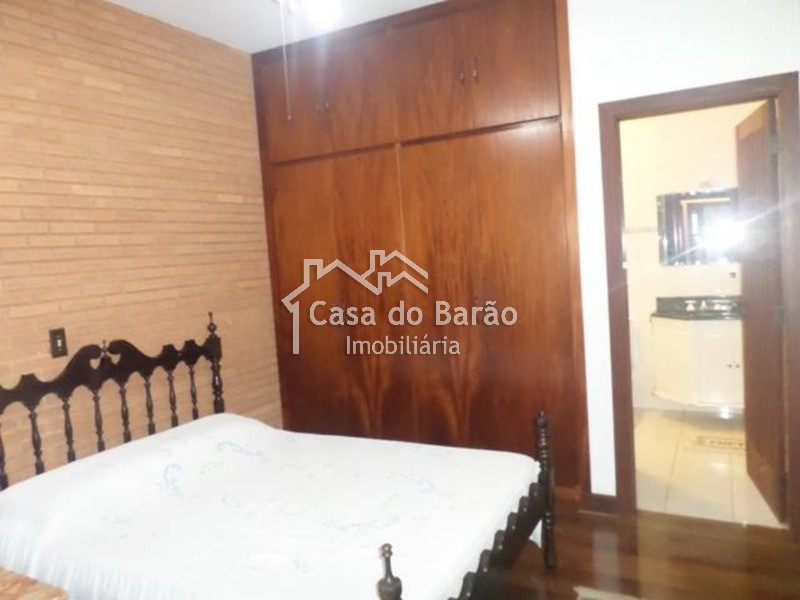 Casa à venda com 4 quartos, 313m² - Foto 22