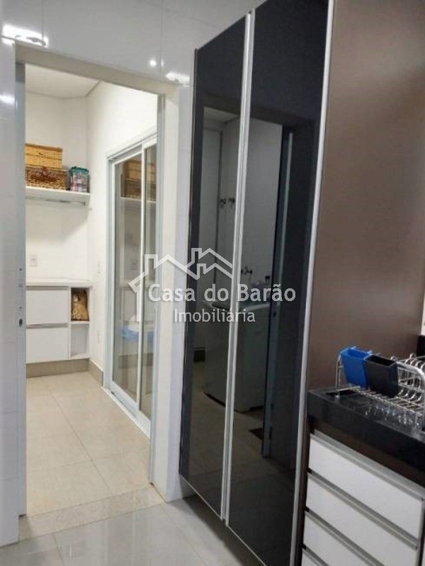 Casa de Condomínio à venda com 3 quartos, 372m² - Foto 18